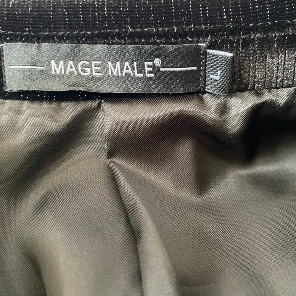 Mage Male, One Button Blazer, Subtle Glittery Finish with Collar Quiet Luxury